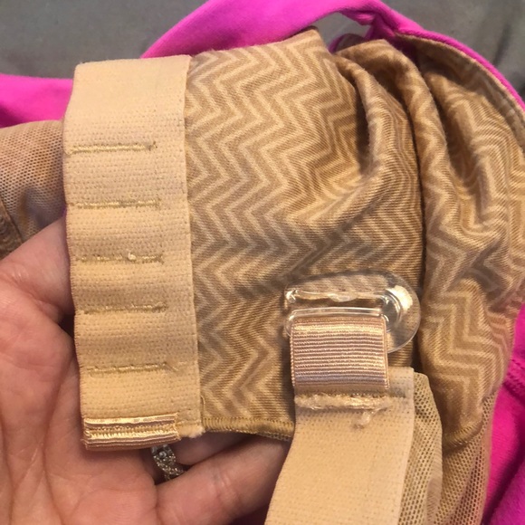 Good Used Condition 8/10 Size 8 Tank Top - Picture 5 of 5